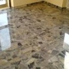 Posa pavimenti in marmo